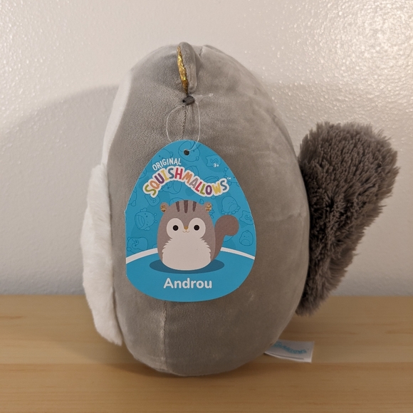 8" Androu the Squirrel Squishmallow - Picture 2 of 3